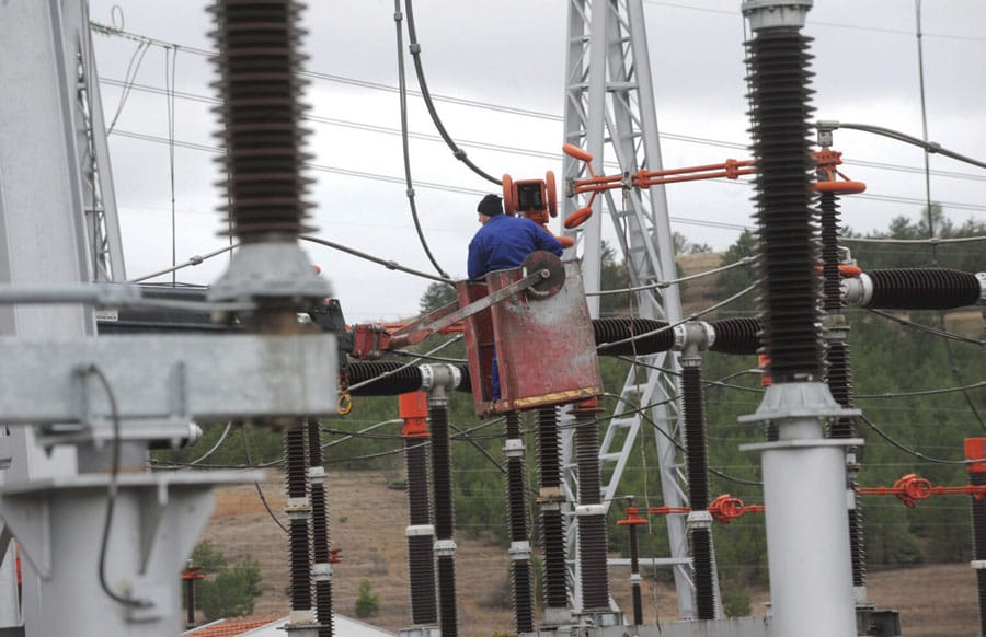 1111REDAKT.....energjia elektrike ne vitin e kaluarr