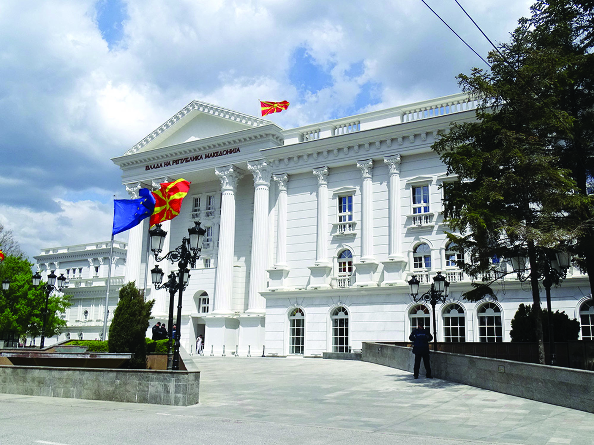 ASH u “shpërnda”, por jo edhe Qeveria teknike!