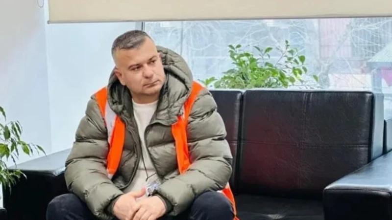 nderron-jete-elektricisti-arjan-kraja-heroi-qe-shpetoi-dy-femije-ne-velipoje