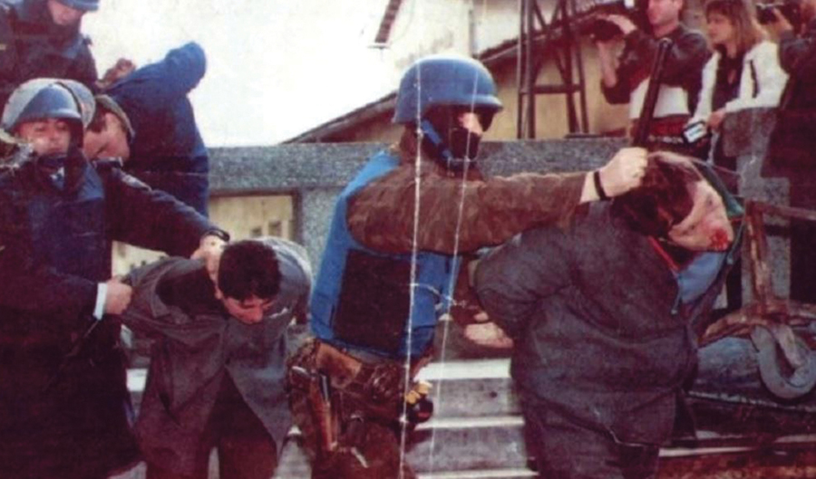 6 DHE 7 NËNTOR 1992  KUR U PËRGJAK SHKUPI  E vërteta mbi ngjarjet e Bit Pazarit të vitit 1992  1 