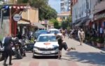 Protestuesit përplasen me policinë te Parlamenti, tre policë të plagosur, tetë të arrestuar